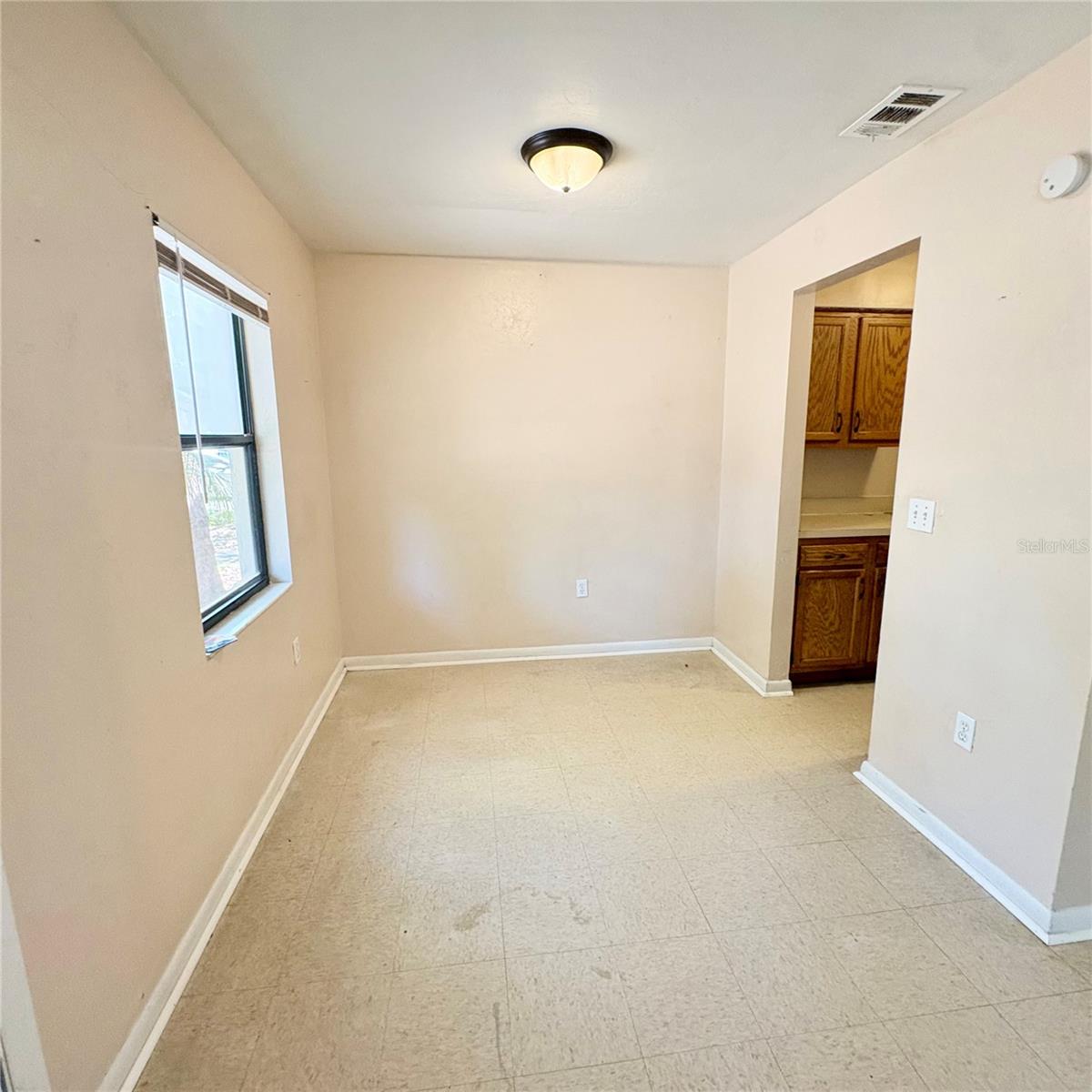 7011 SW 17TH PLACE