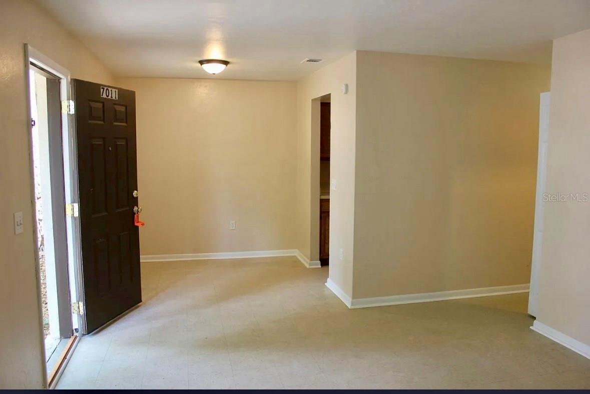 TOWER OAKS - Residential