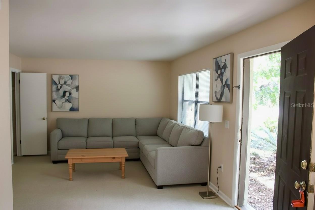 TOWER OAKS - Residential