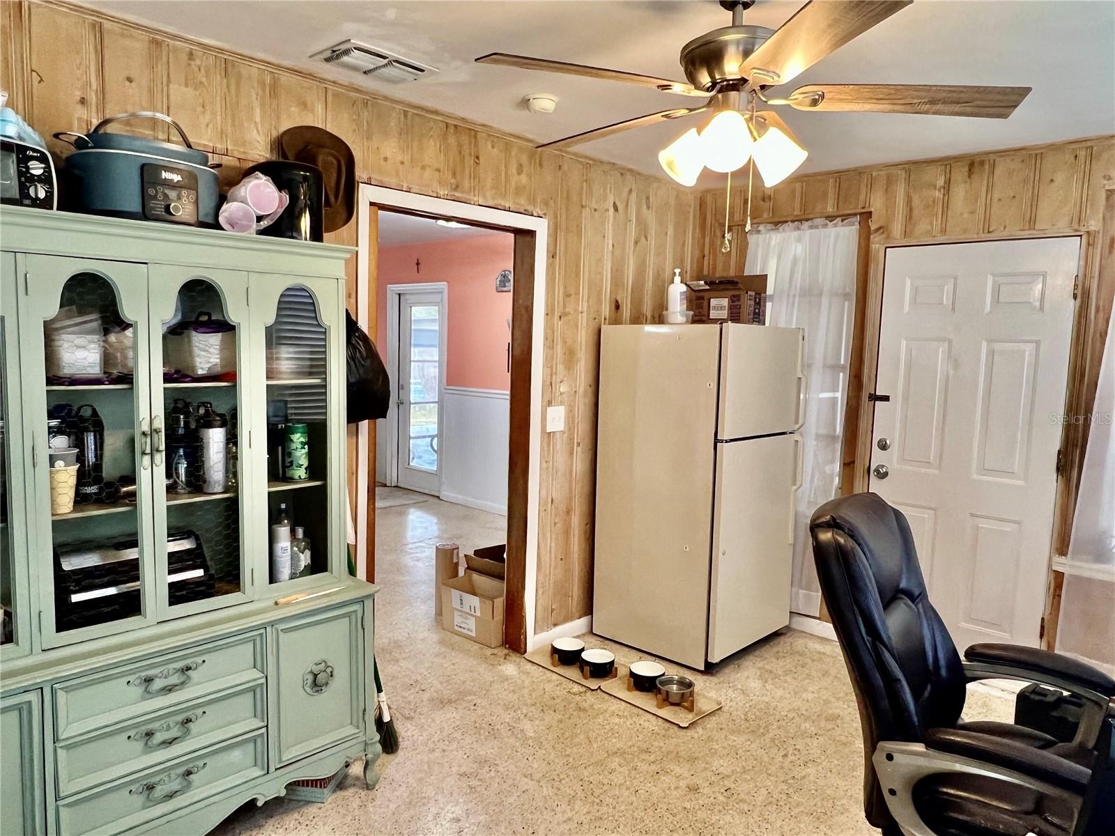 ZAN MAR VILLAGE UNIT 01 - Residential