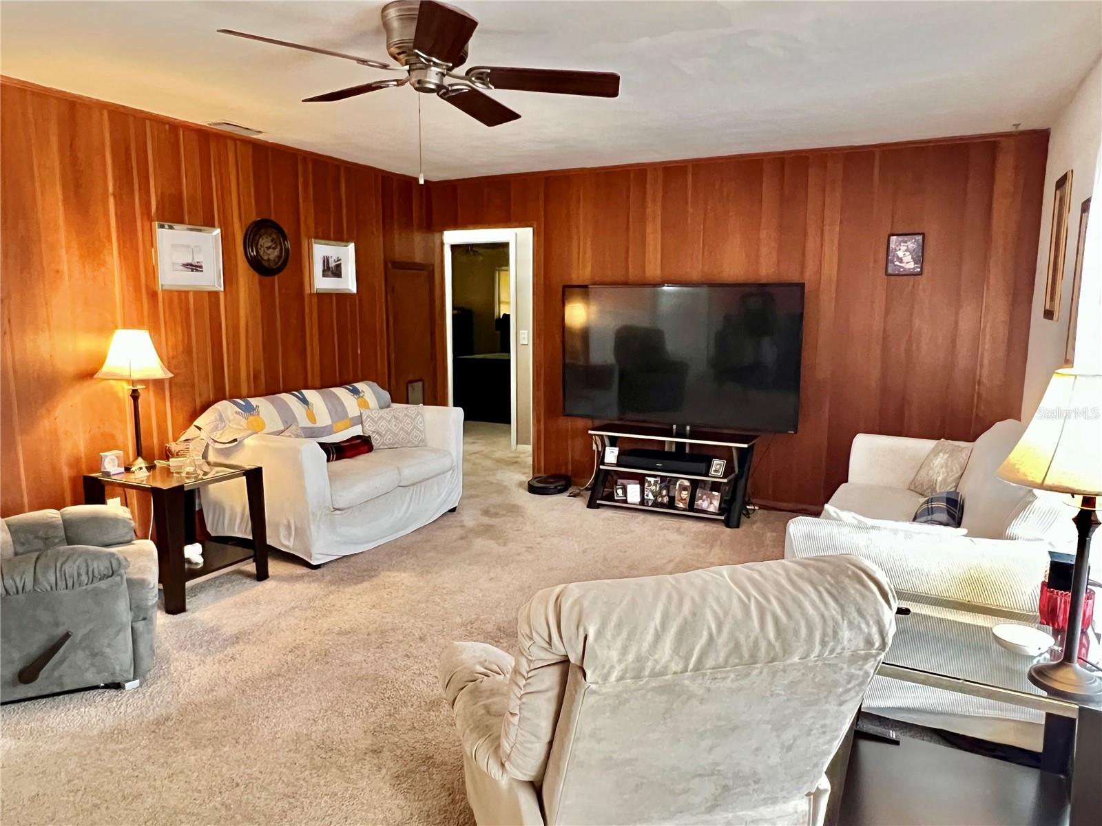 ZAN MAR VILLAGE UNIT 01 - Residential