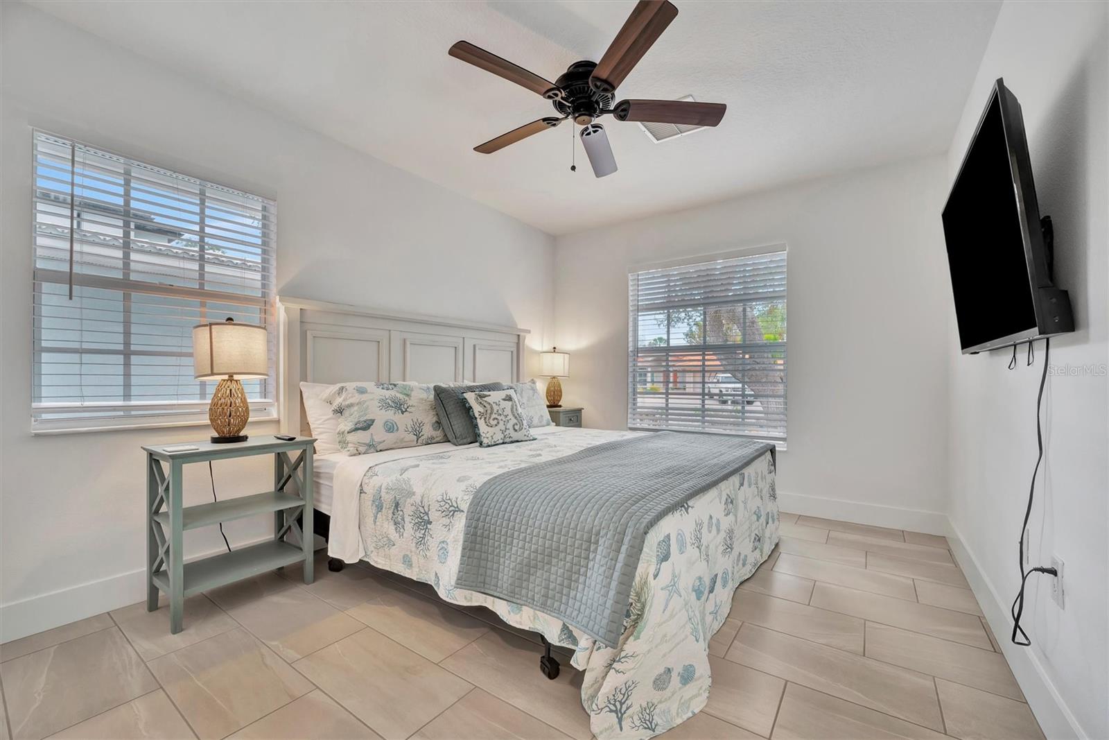 SIESTAS BAYSIDE WATERSIDE EAST - Residential