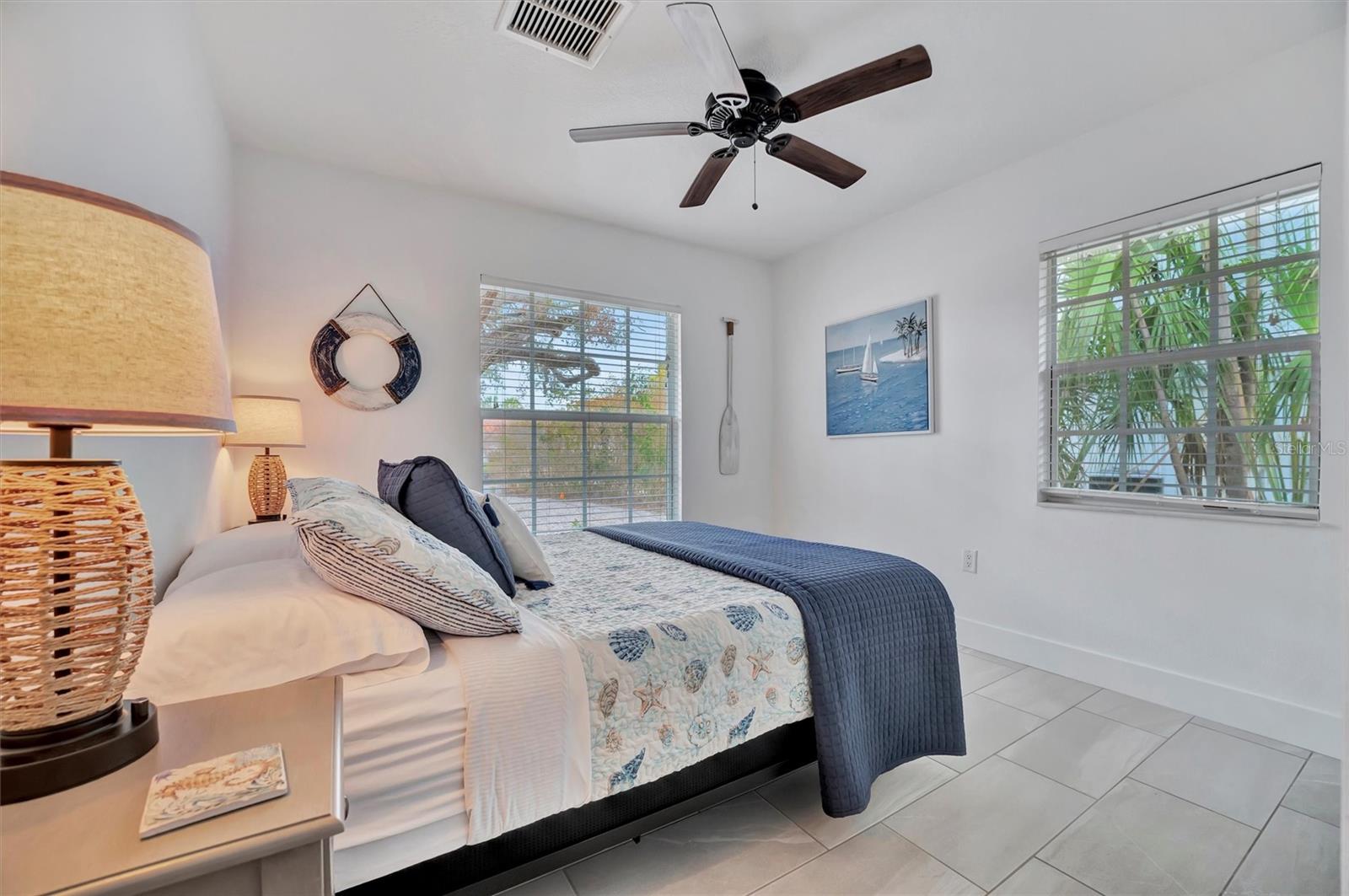 SIESTAS BAYSIDE WATERSIDE EAST - Residential