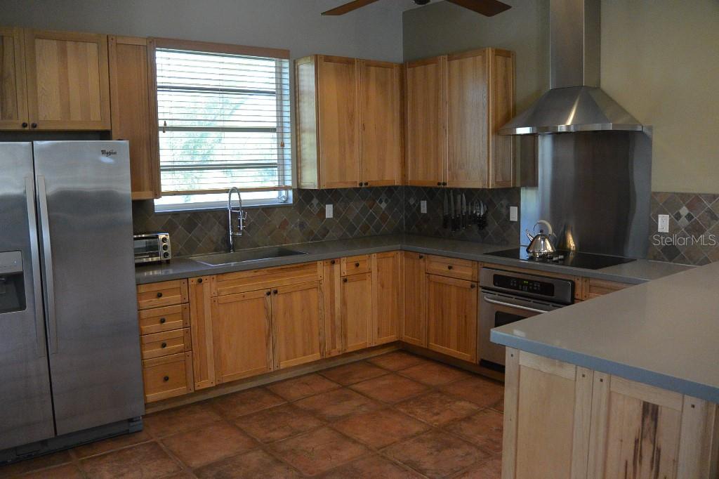 HIDDEN RIVER REP - Residential