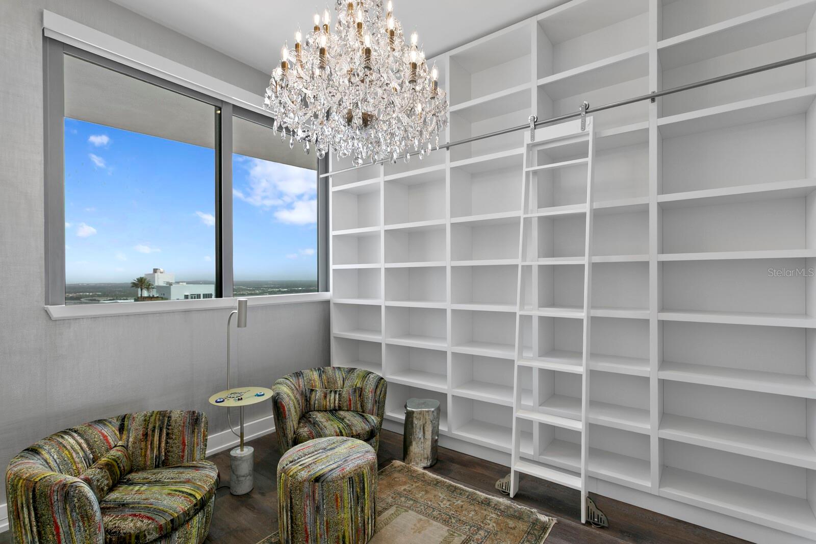 ONE ST. PETERSBURG - Residential