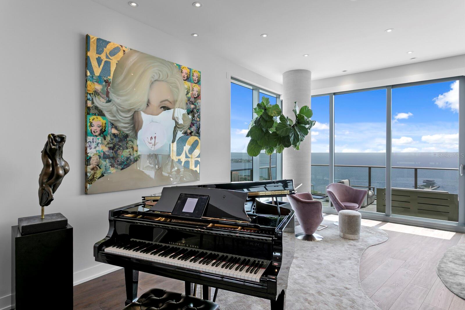 ONE ST. PETERSBURG - Residential
