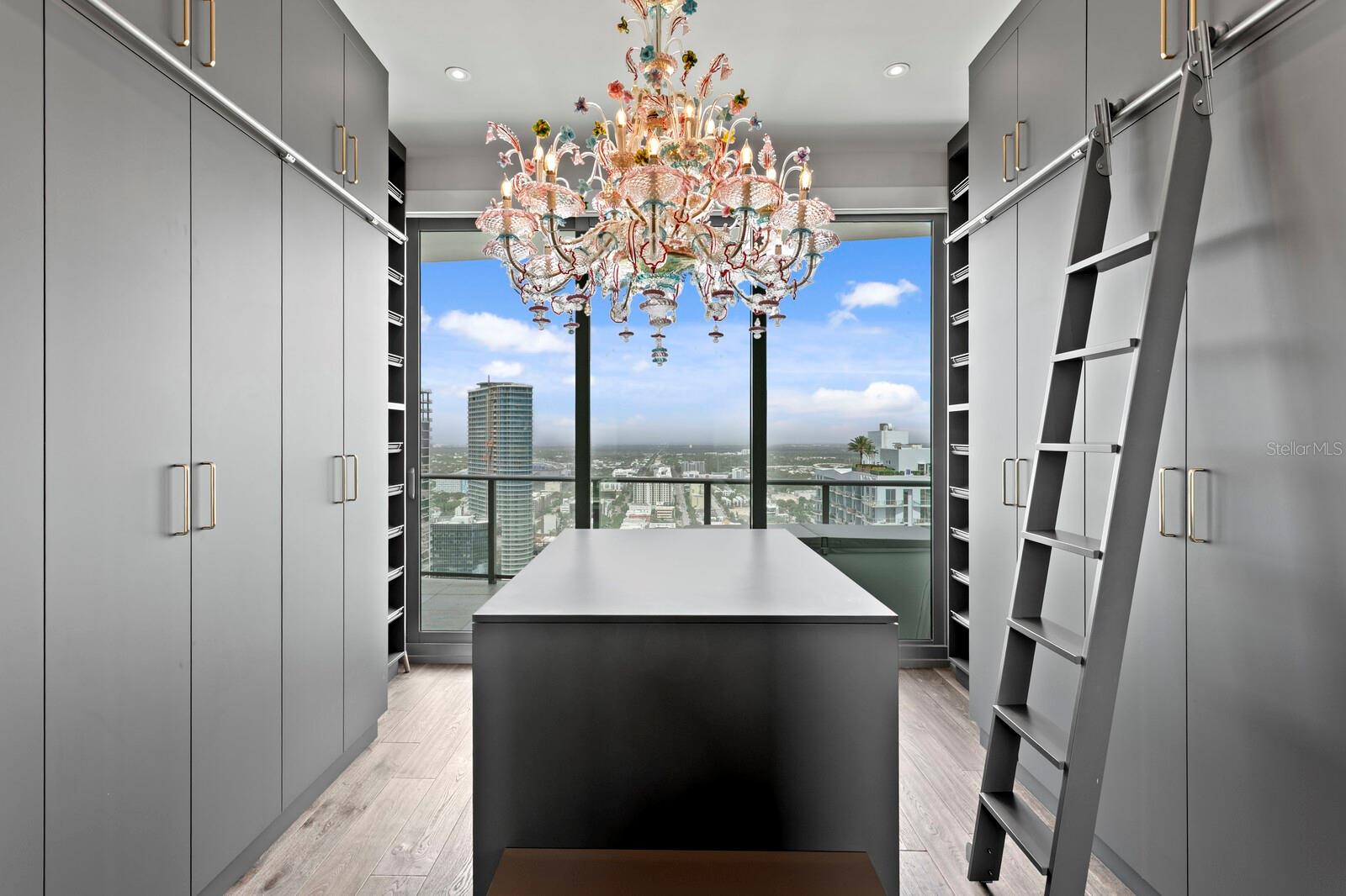 ONE ST. PETERSBURG - Residential