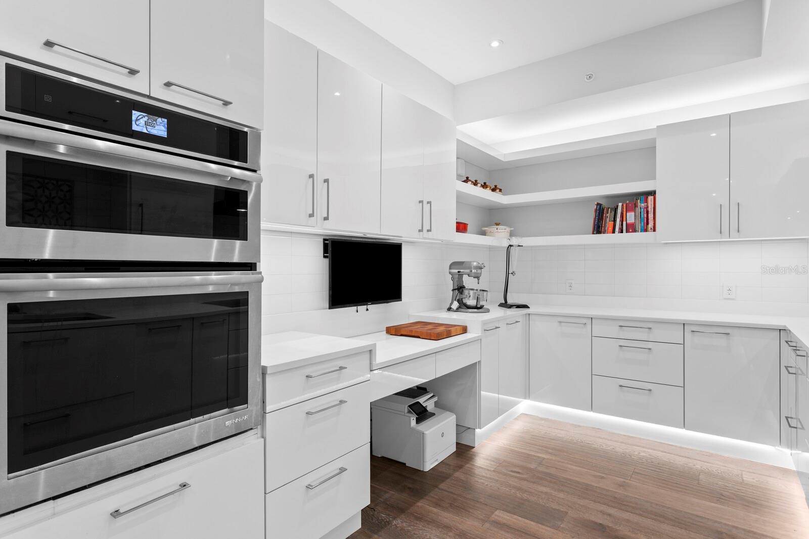 ONE ST. PETERSBURG - Residential