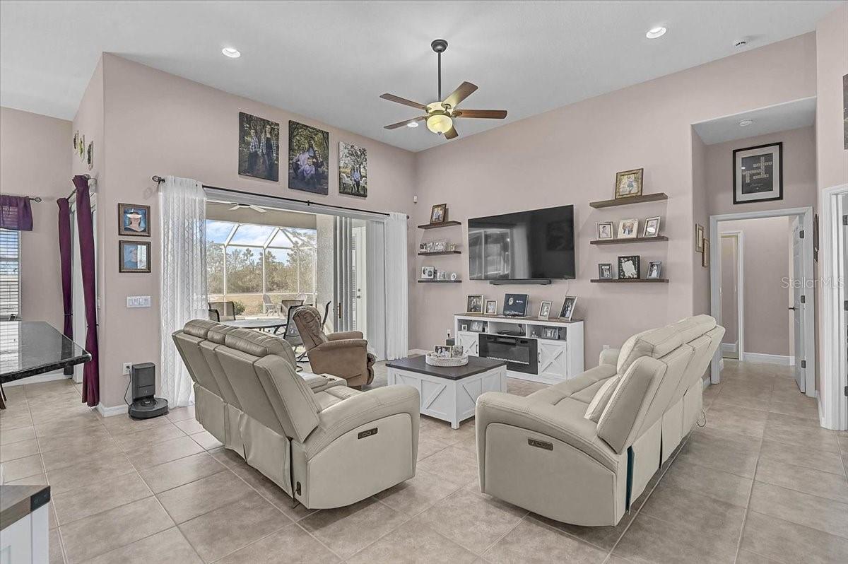 POMELLO RANCHES - Residential