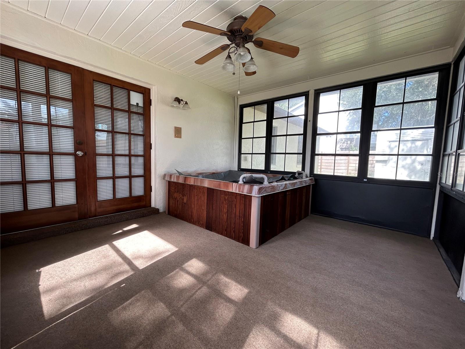 SAVANNA PARK - Residential