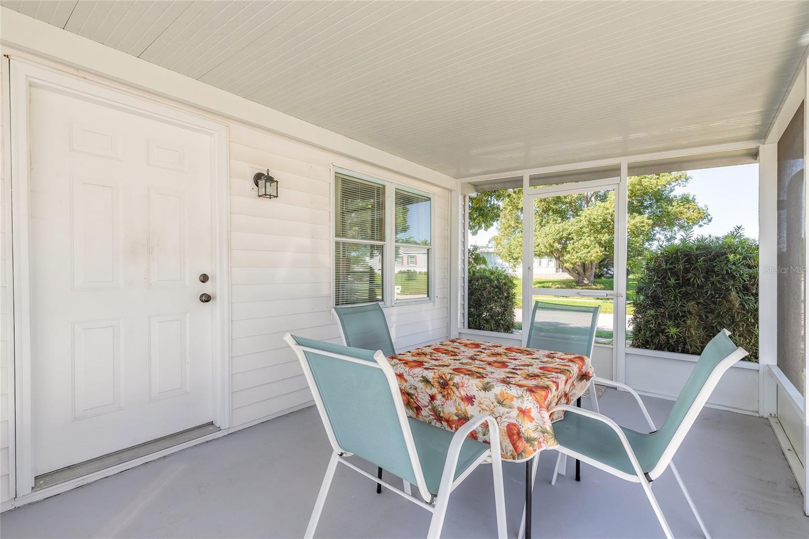 LAURELWOOD MOBILE ESTATES UNIT 01 - Residential