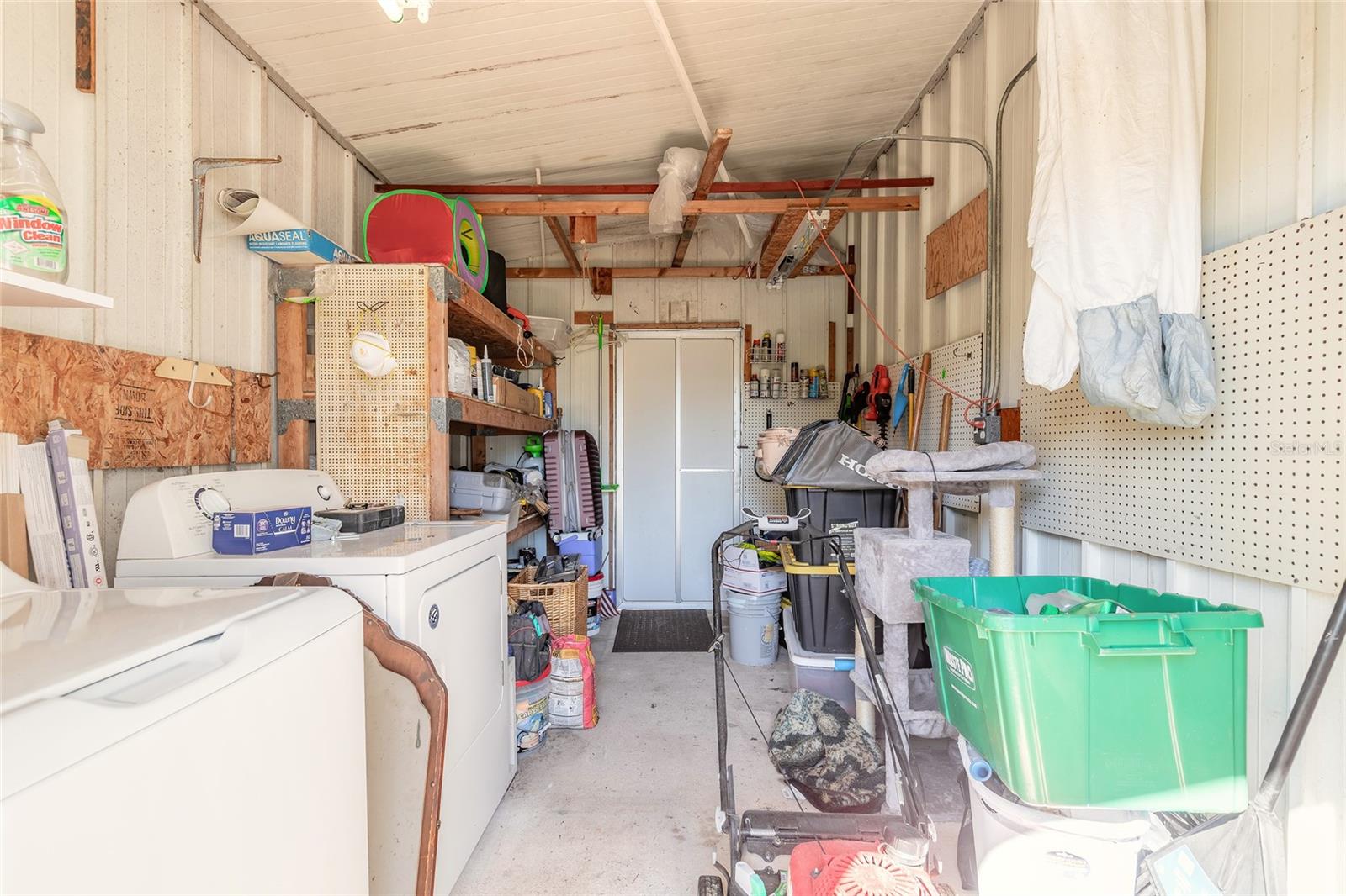 LAURELWOOD MOBILE ESTATES UNIT 01 - Residential