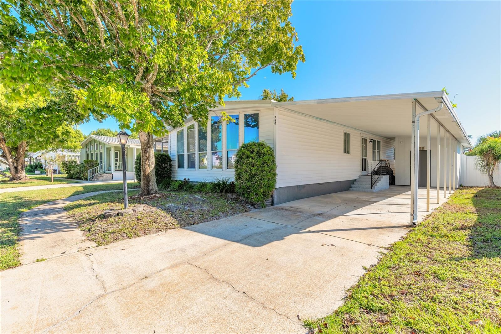 760 ROLLING HILLS DRIVE