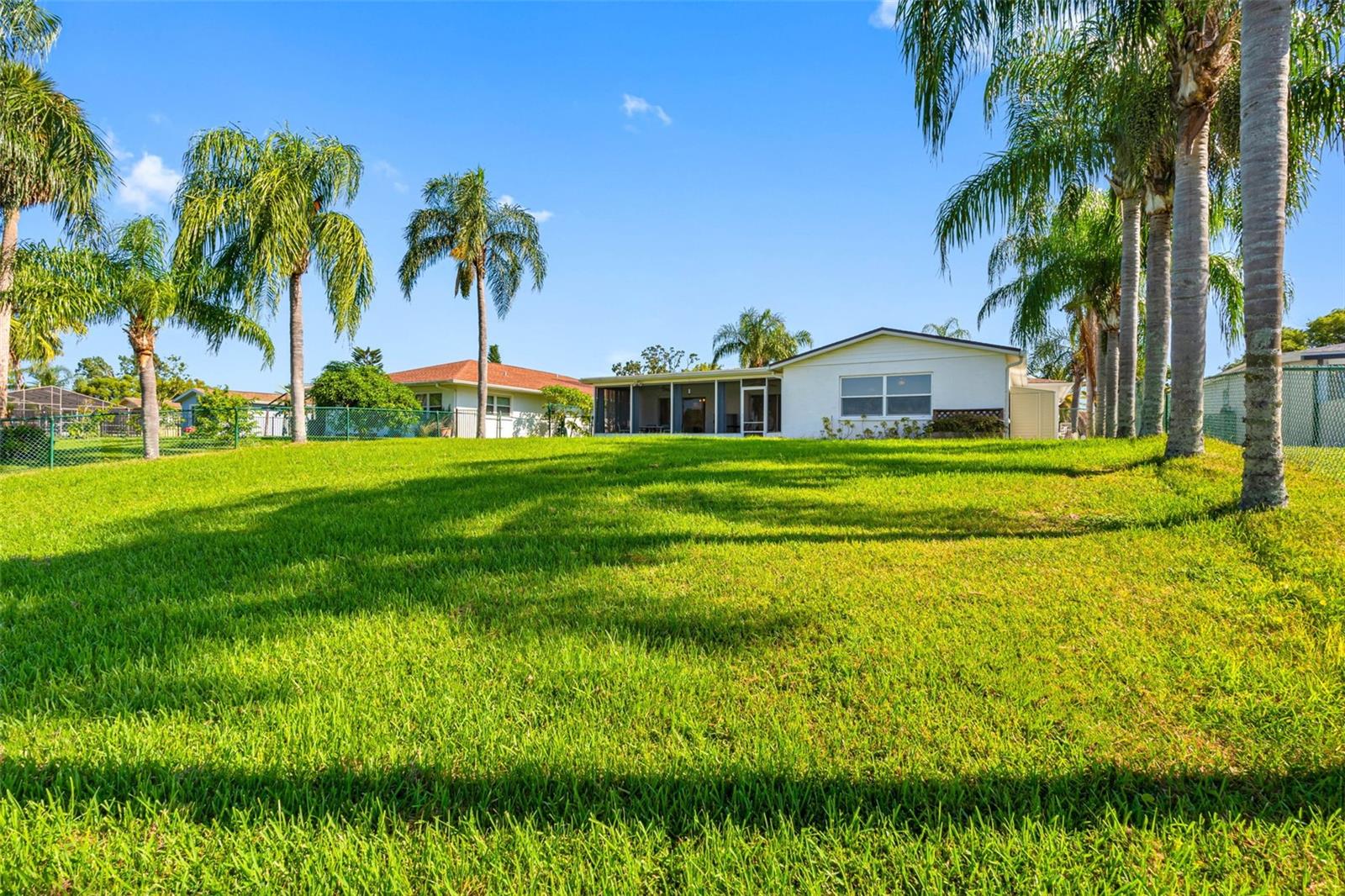 REGENCY PARK - Residential