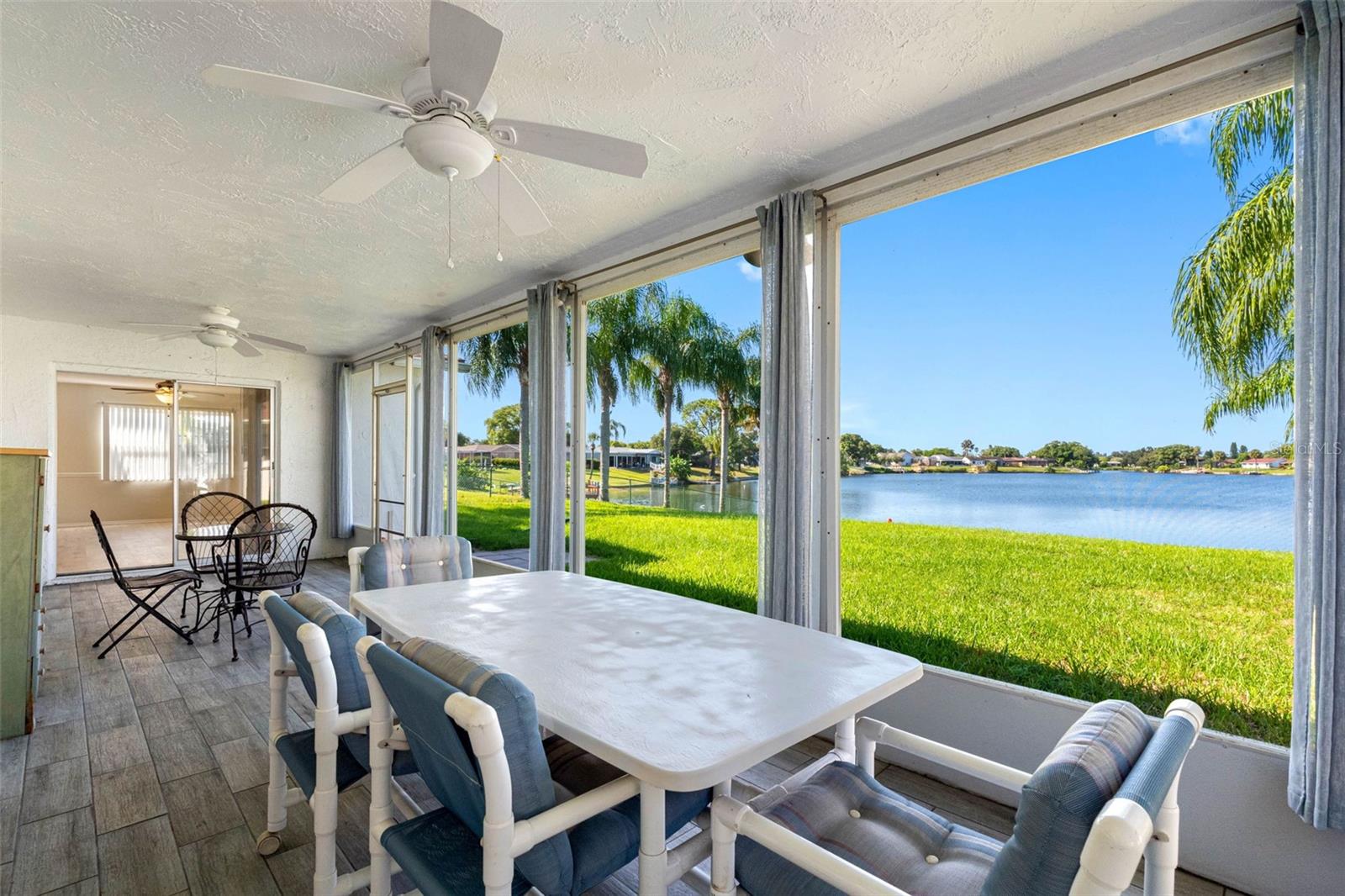 REGENCY PARK - Residential