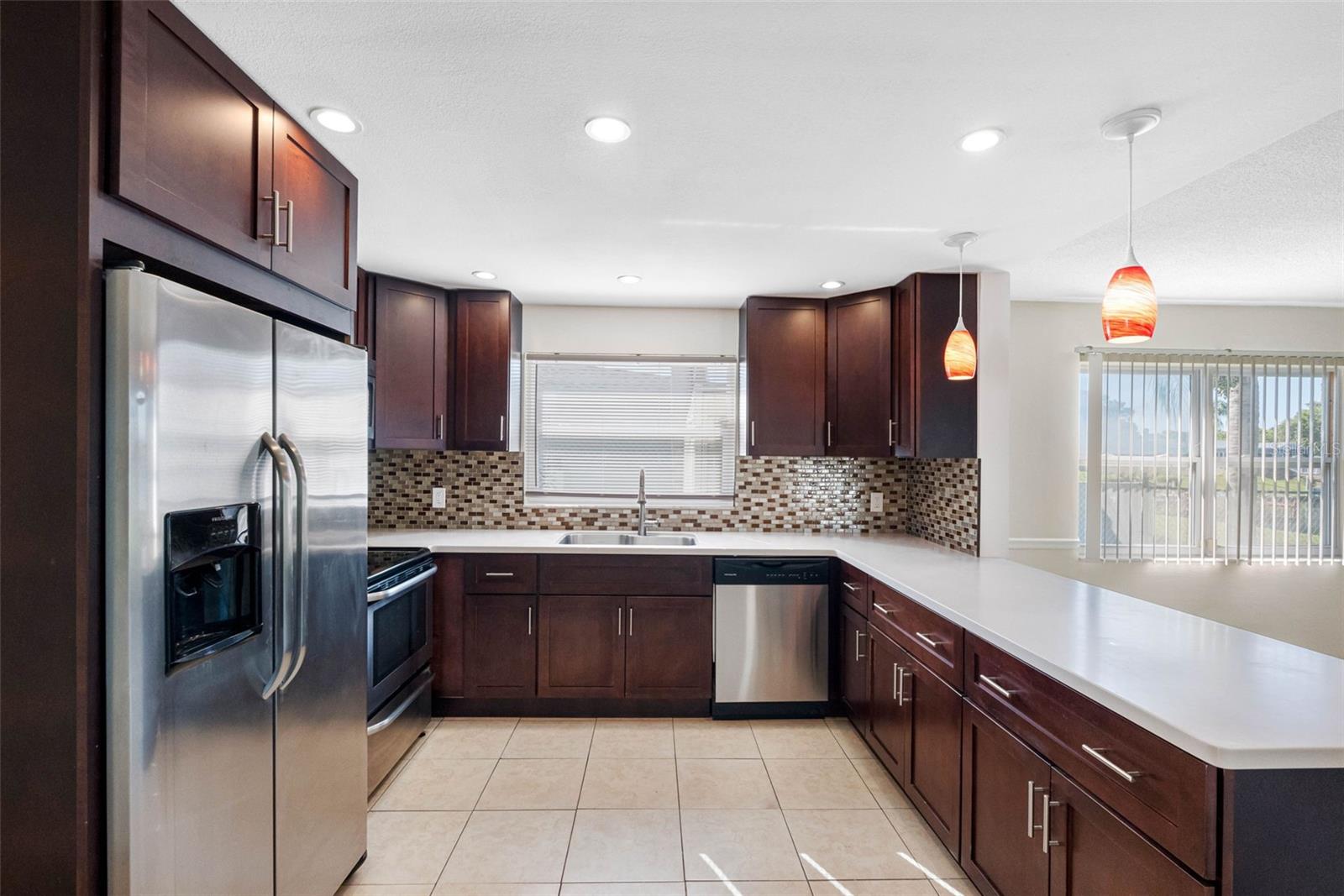 REGENCY PARK - Residential