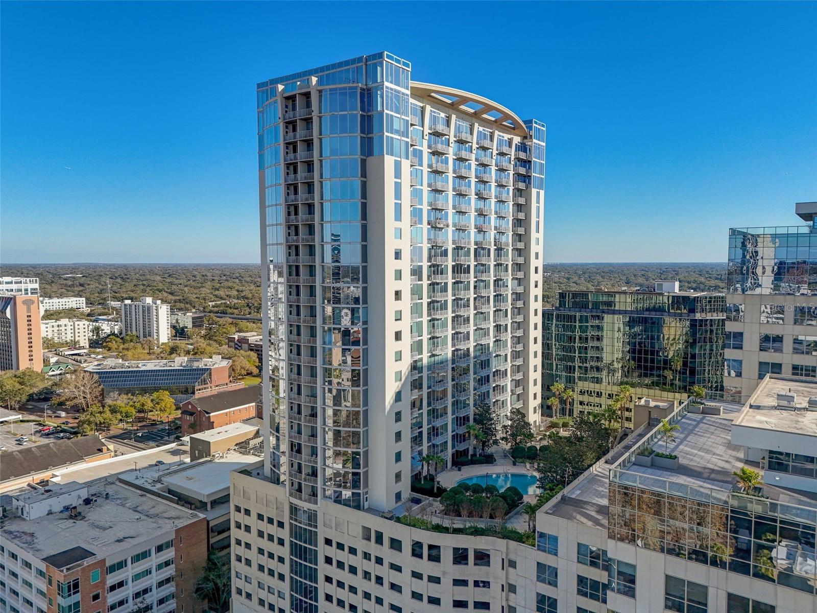 View ORLANDO, FL 32801 condo