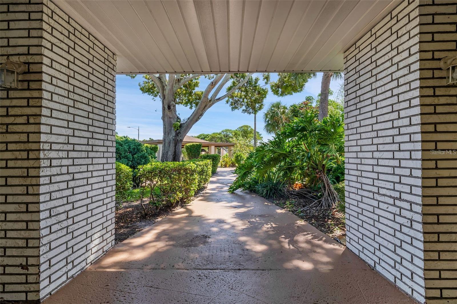 FIVE TOWNS OF ST PETE - Residential