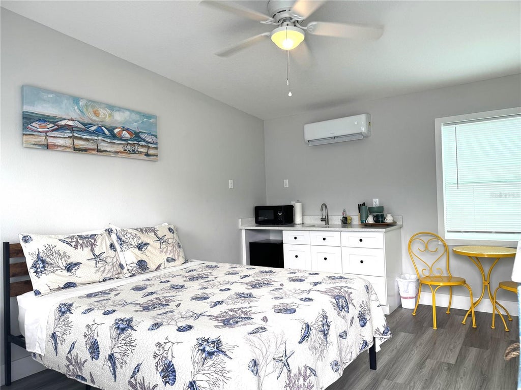 Photo of 13343 Gulf Boulevard #B5, St Petersburg, FL 33708 (MLS # TB8526033)