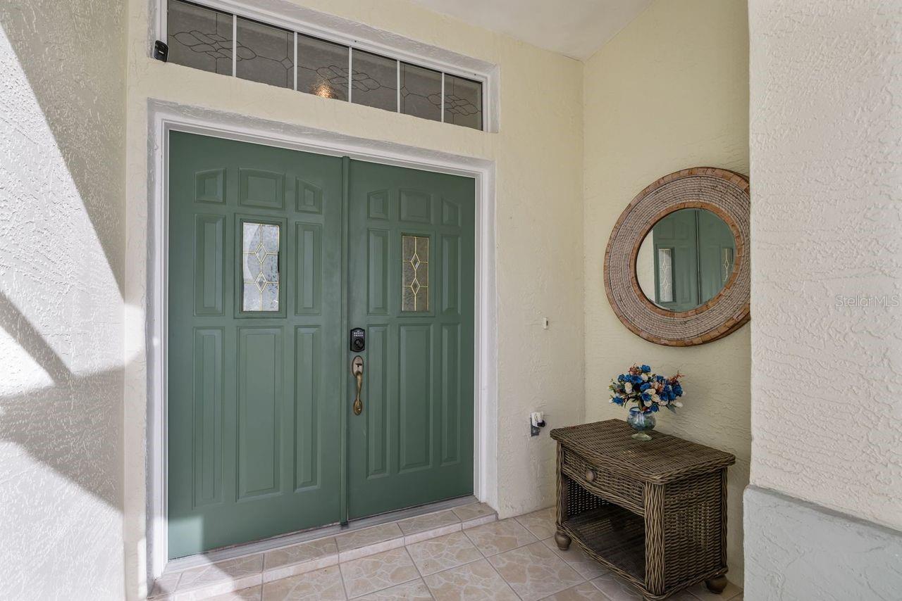 THE HAMPTONS - Residential