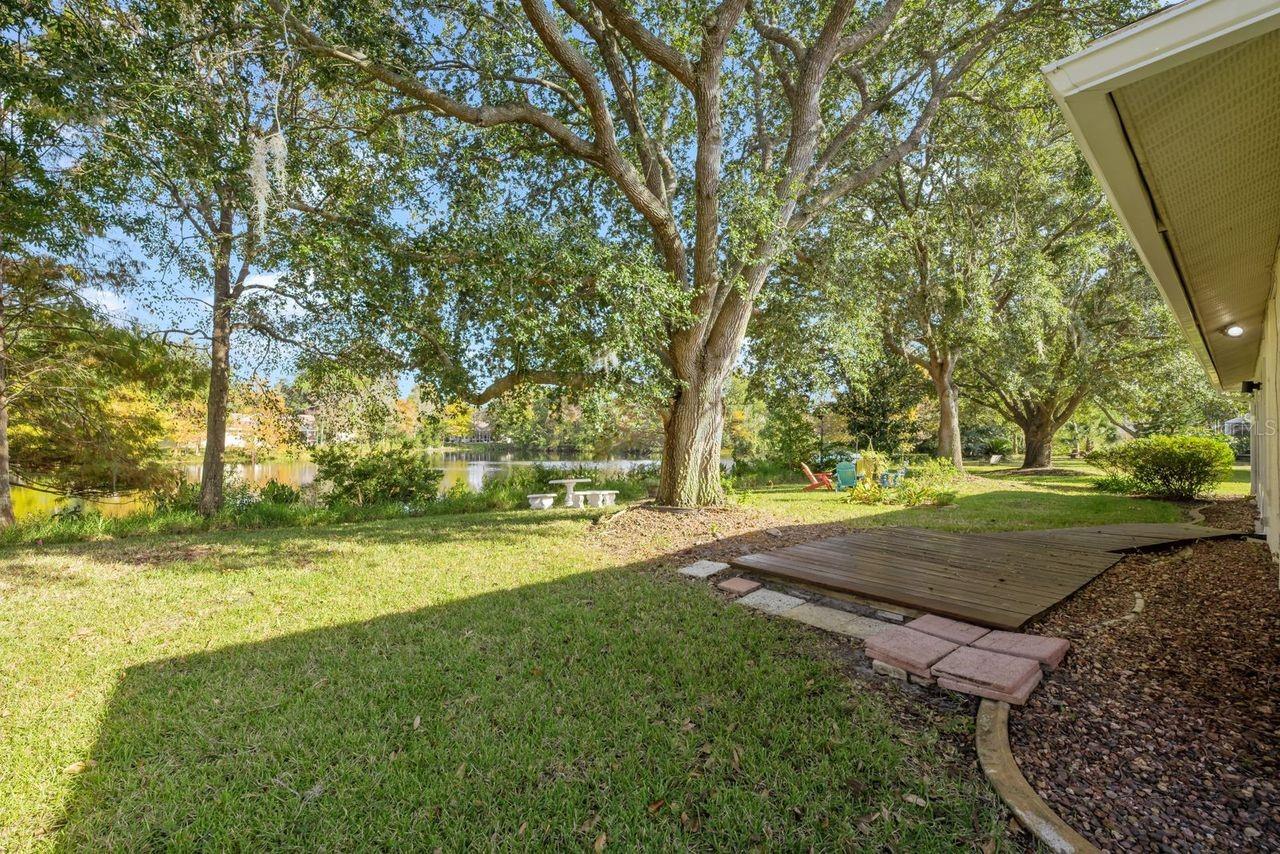 THE HAMPTONS - Residential