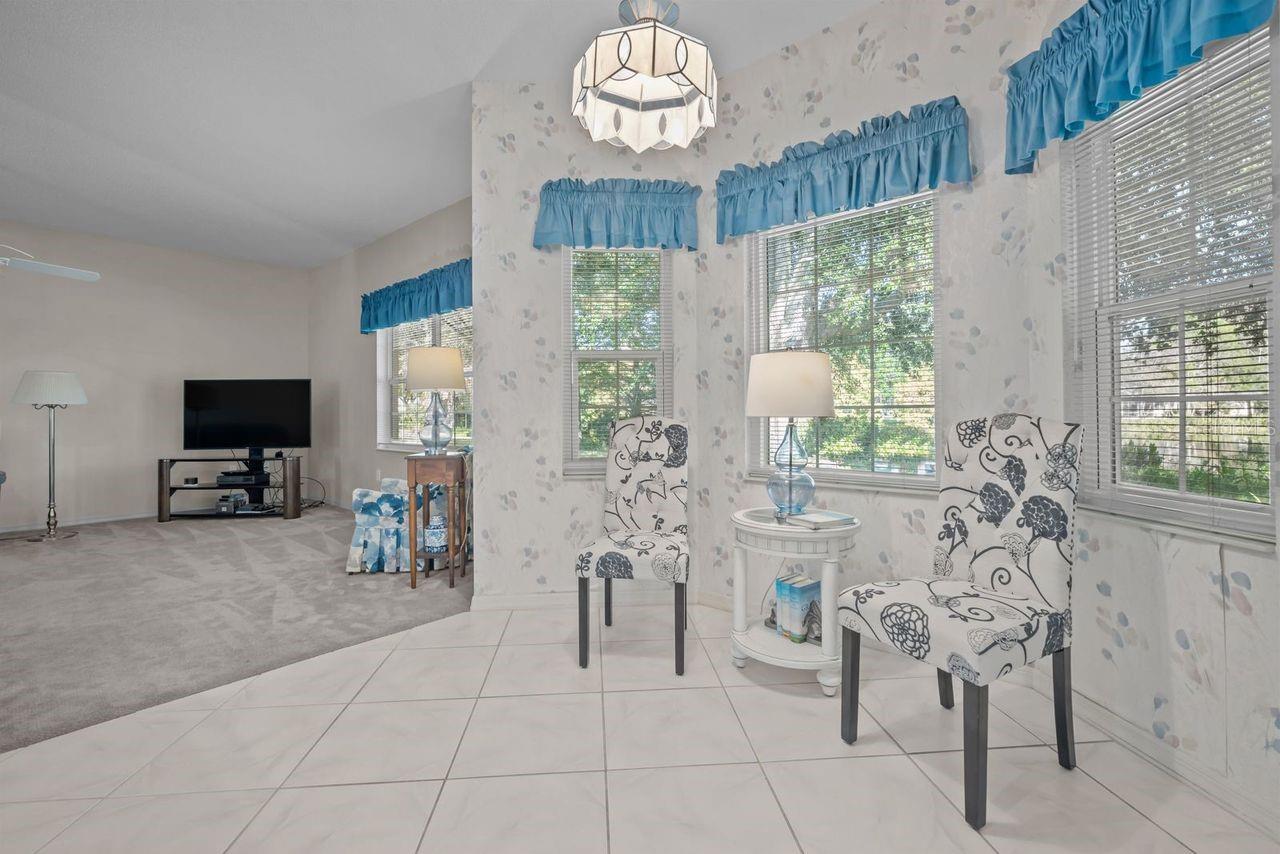 THE HAMPTONS - Residential