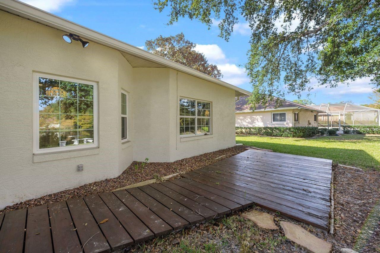 THE HAMPTONS - Residential