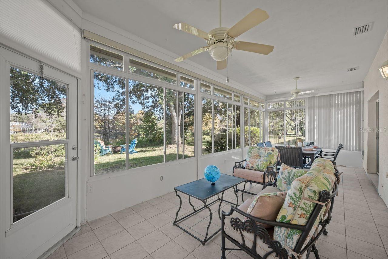 THE HAMPTONS - Residential