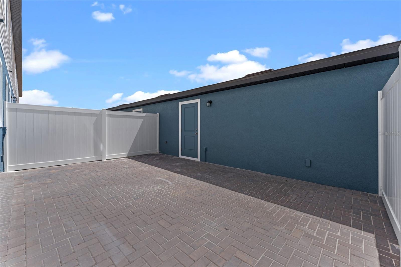 EDEN CREST TOWNHOMES - Residential
