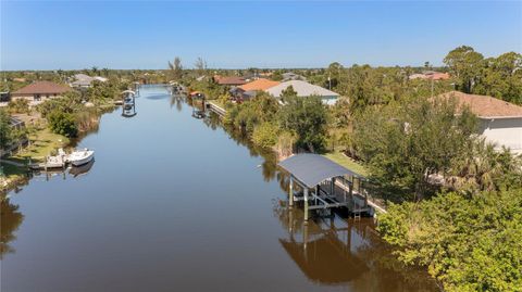 A home in PORT CHARLOTTE