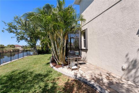 A home in PORT CHARLOTTE