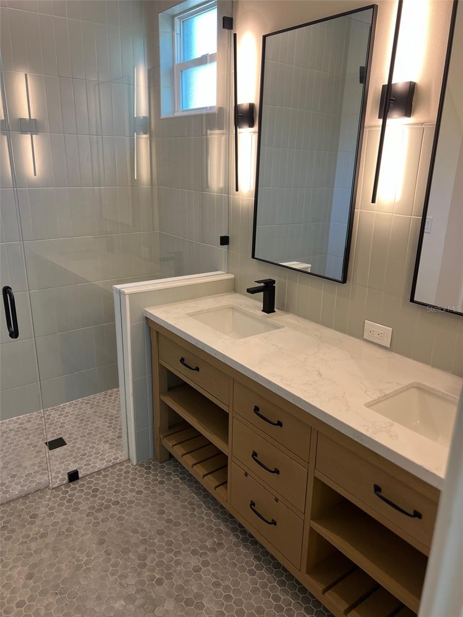 CALIFORNIA HEIGHTS - Residential Lease