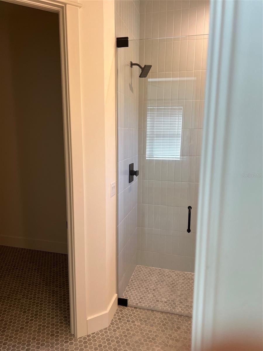 CALIFORNIA HEIGHTS - Residential Lease