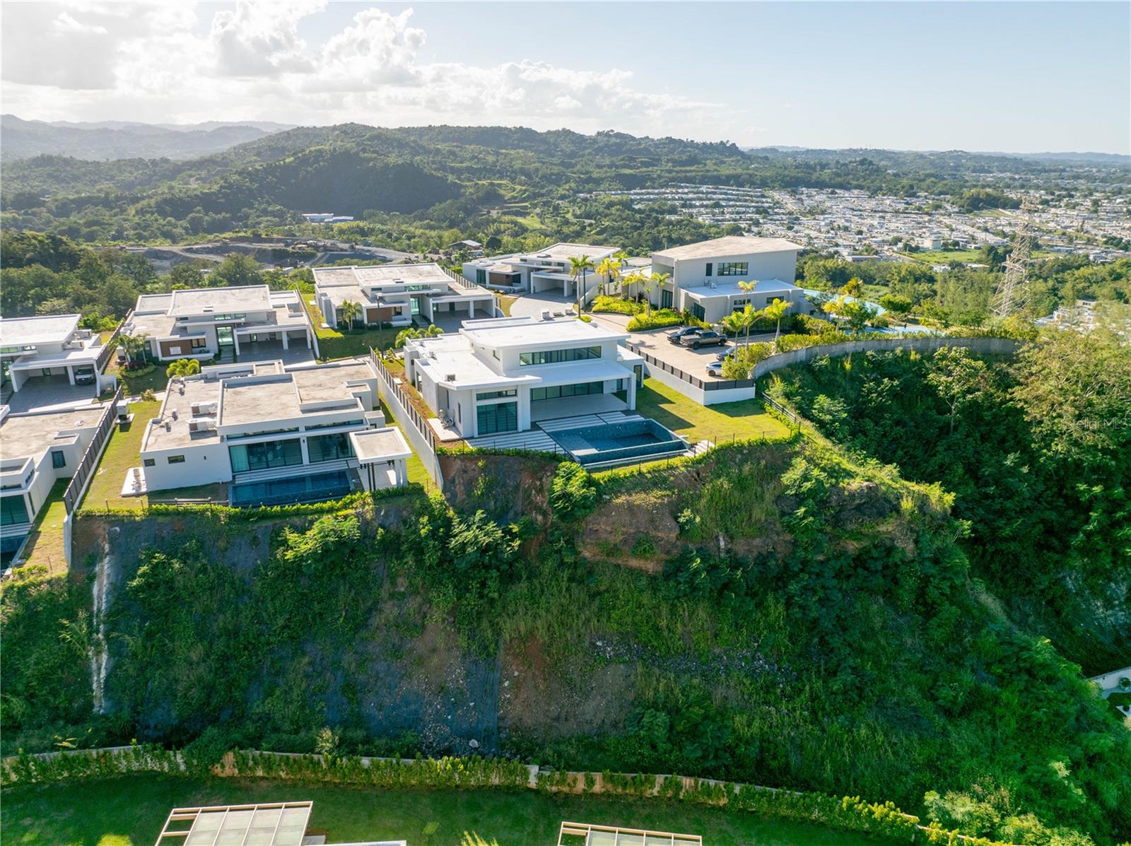 MONTEAZUL - Residential