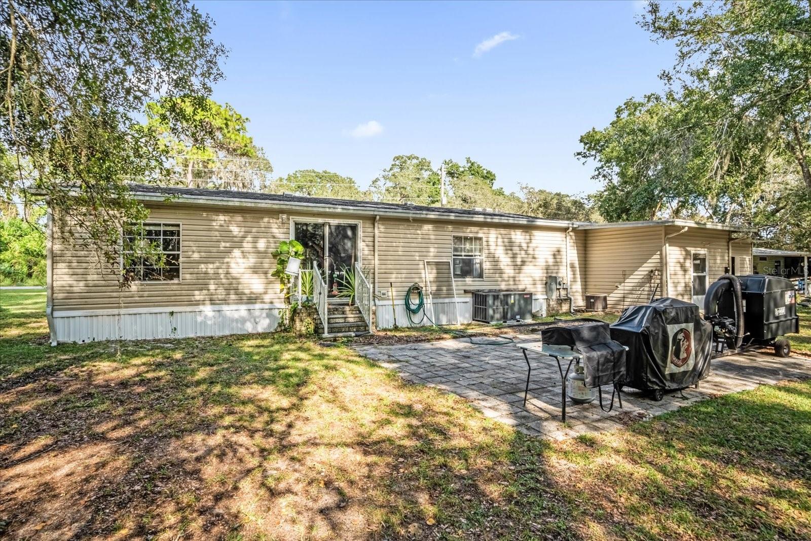 HOWELL PARK - Residential