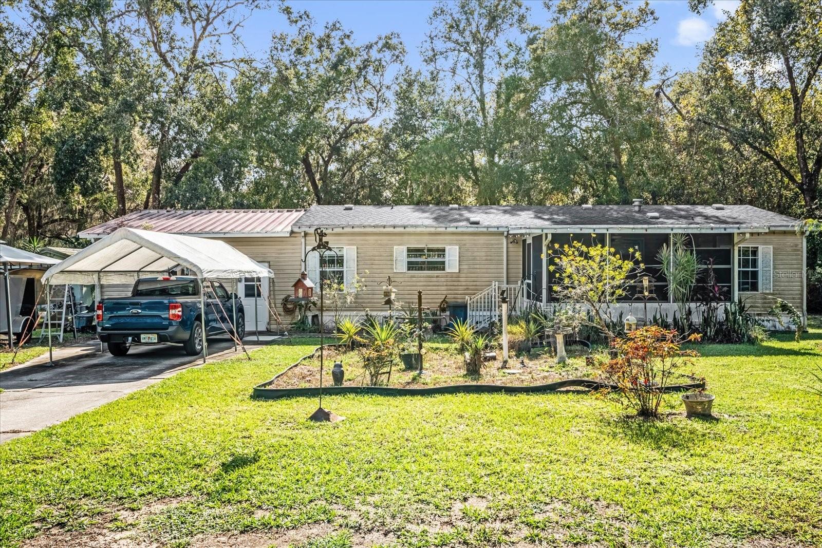 HOWELL PARK - Residential