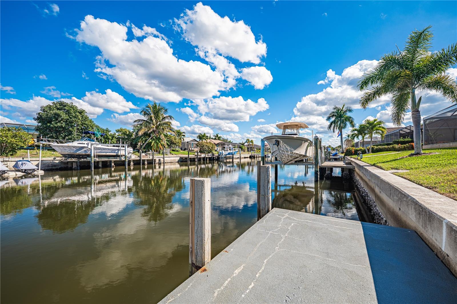 PUNTA GORDA ISLES SEC 07 - Residential