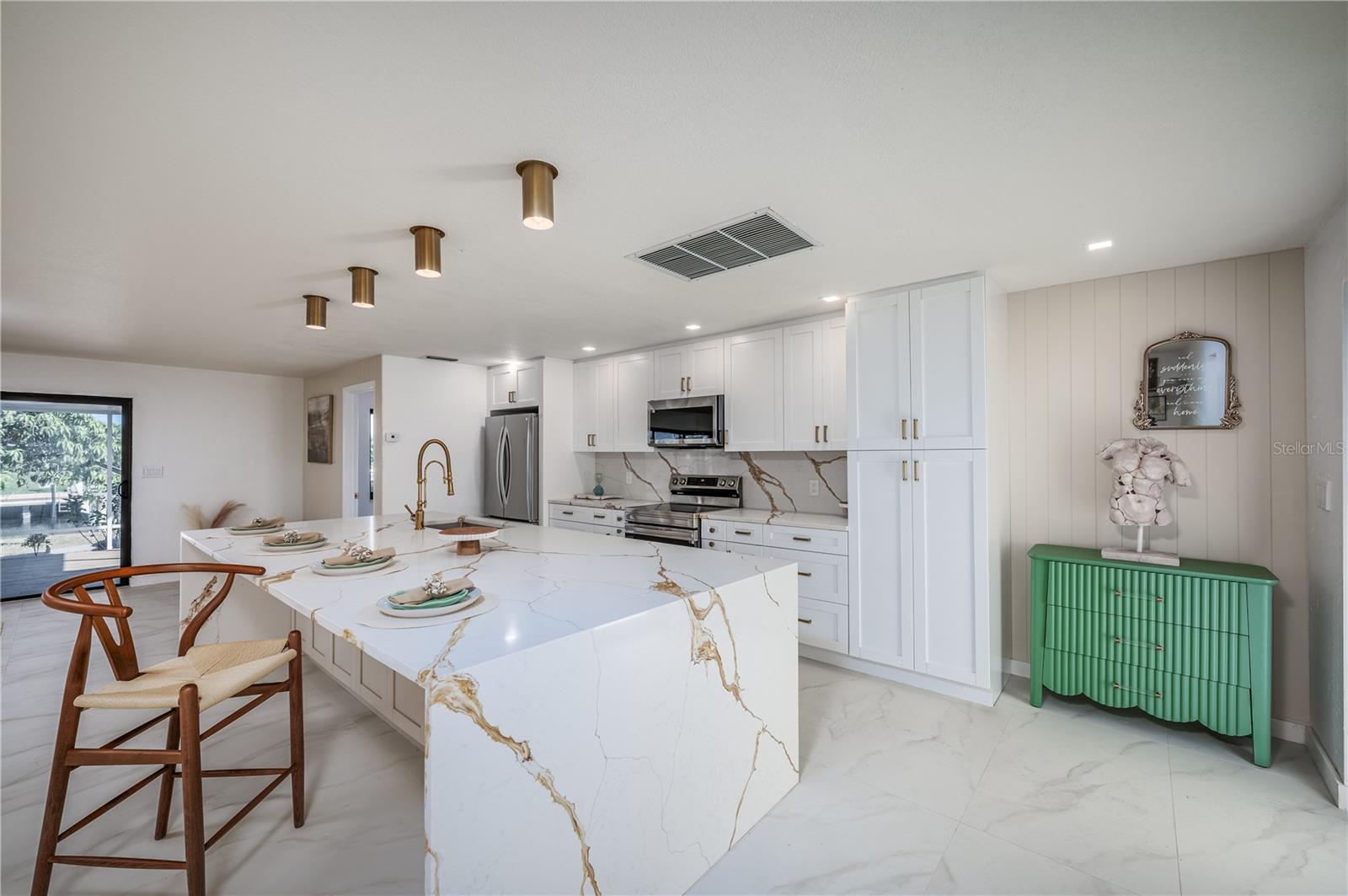 PUNTA GORDA ISLES SEC 07 - Residential