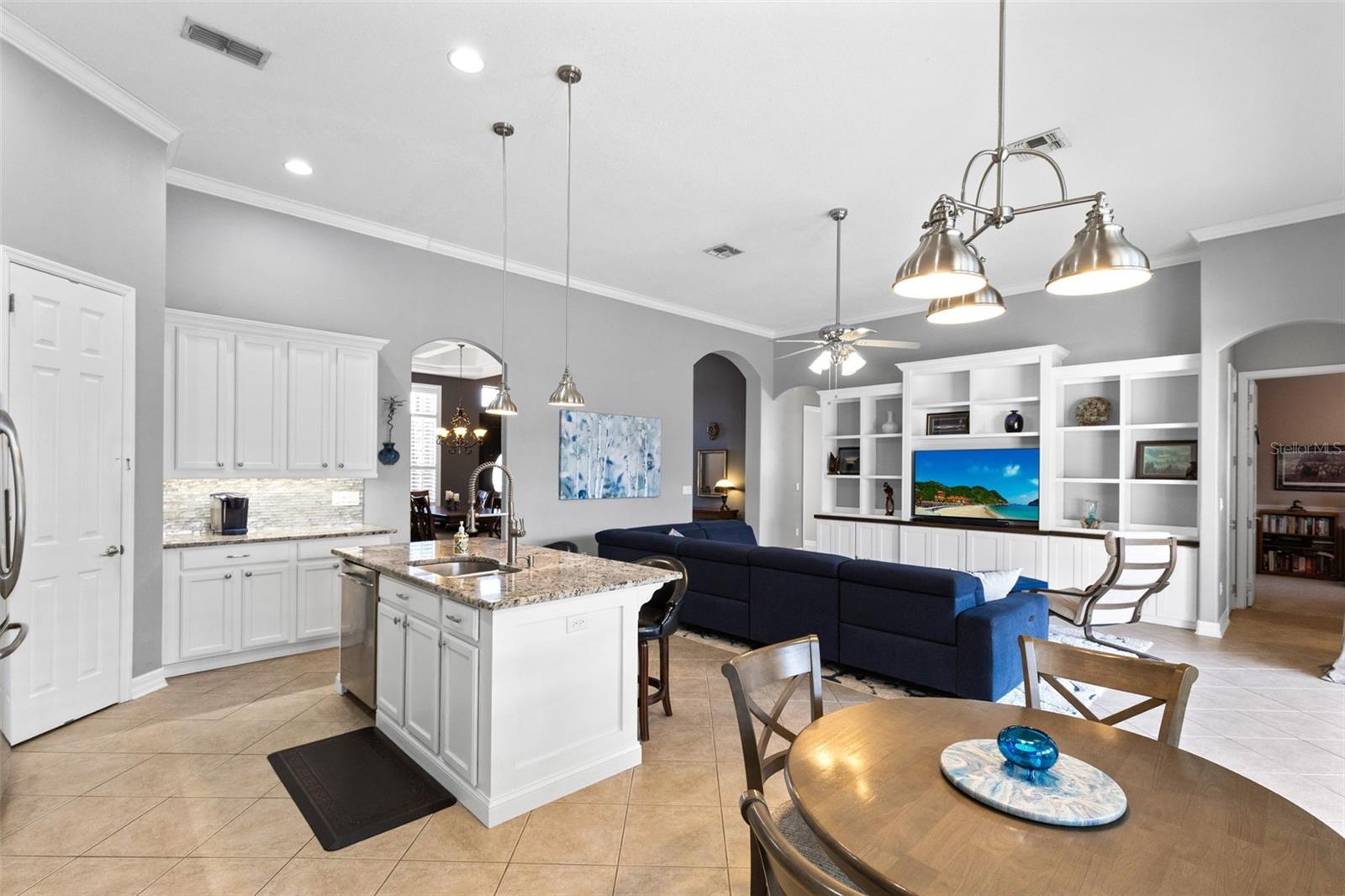 BUCKINGHAM ESTATES - Residential