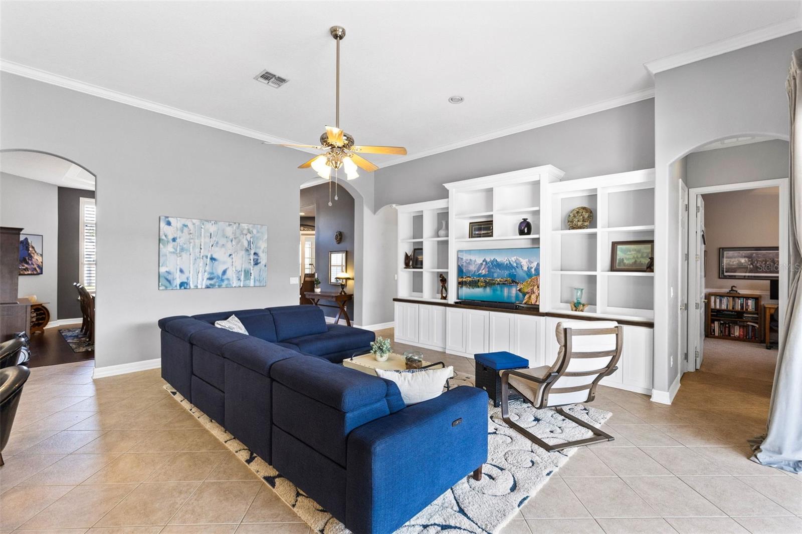 BUCKINGHAM ESTATES - Residential