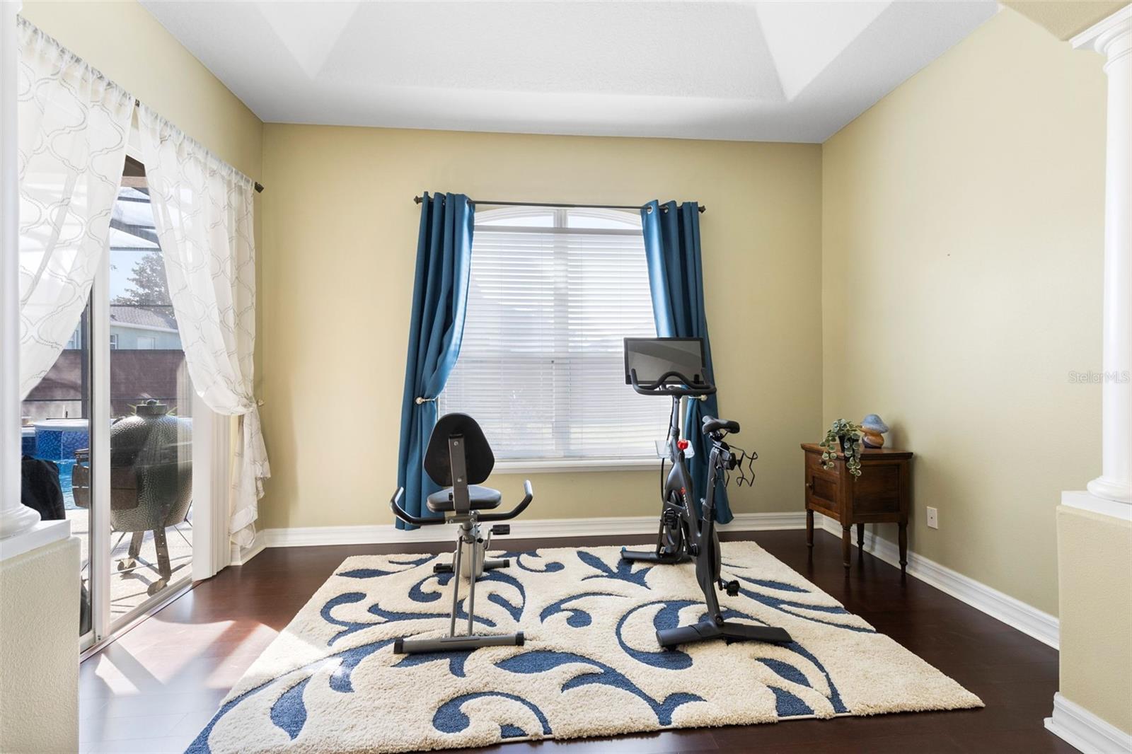 BUCKINGHAM ESTATES - Residential