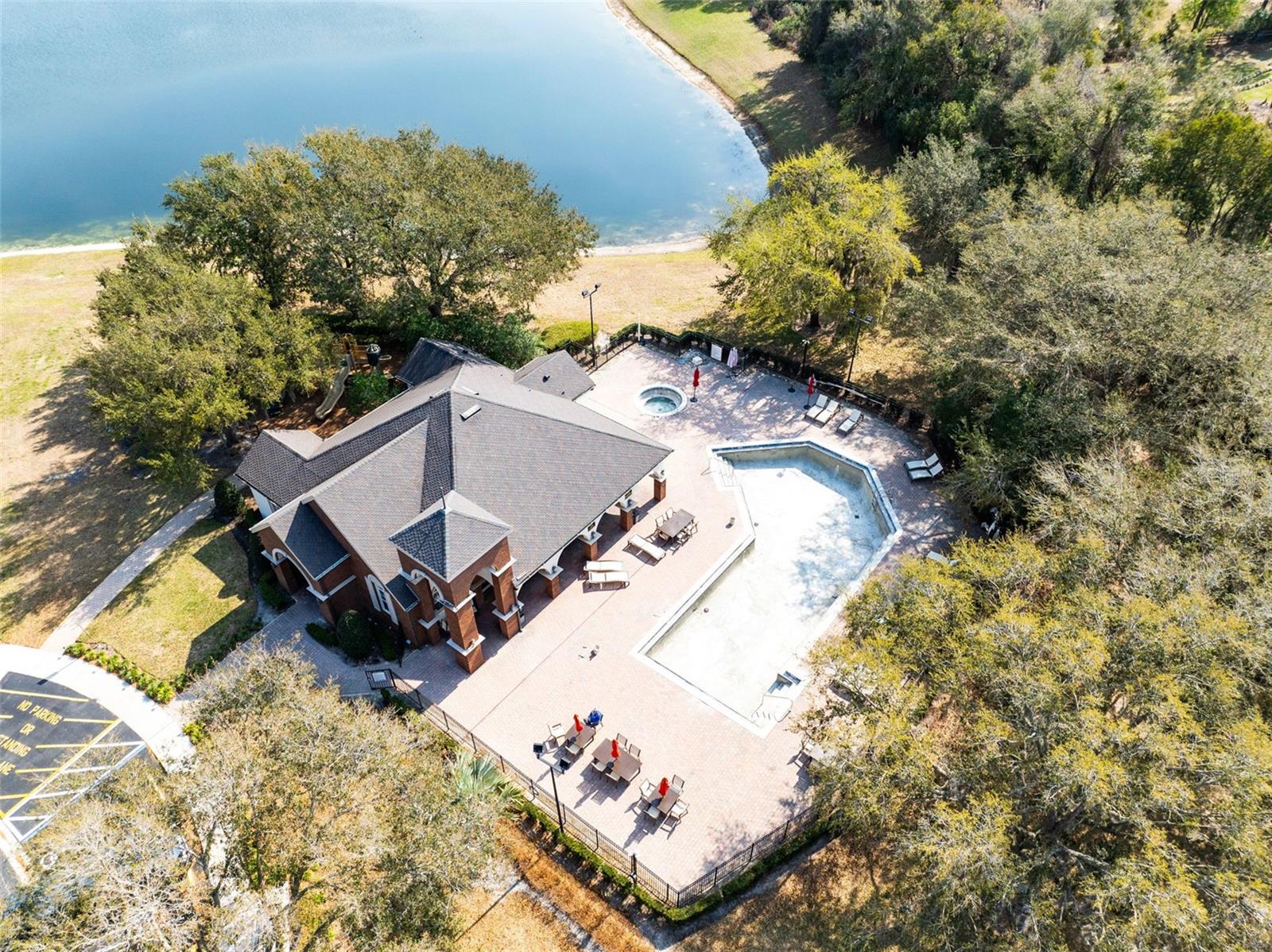 BUCKINGHAM ESTATES - Residential