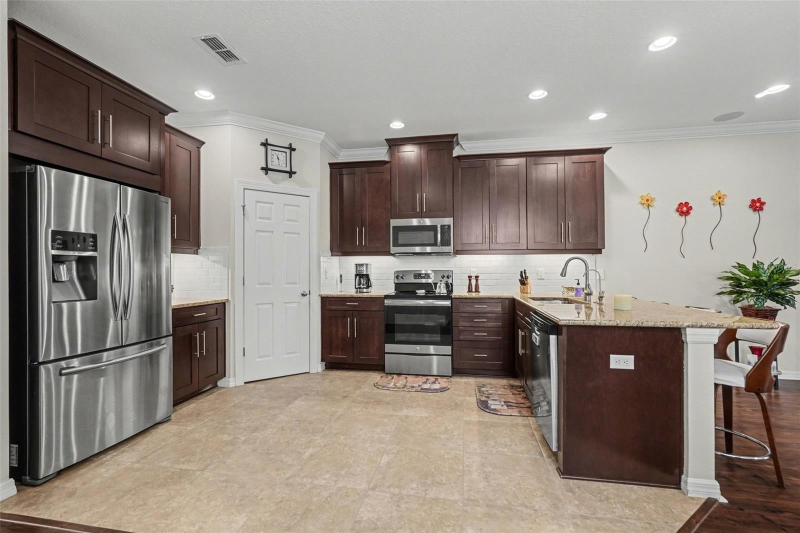 TUSCANY WOODS PRESERVE - Residential