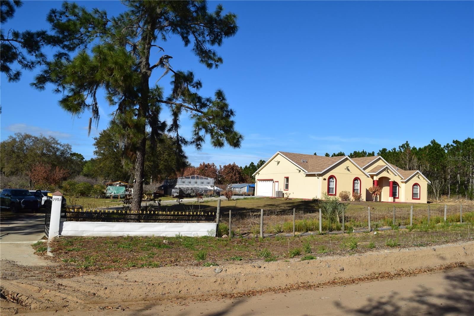 7901 N CHERRY LAKE GROVES ROAD