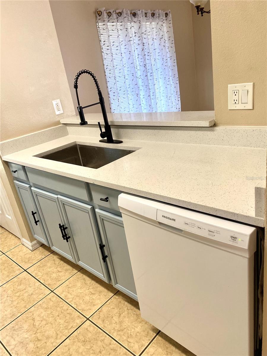 RIVERWALK AT WATERSIDE ISLAND - Residential Lease