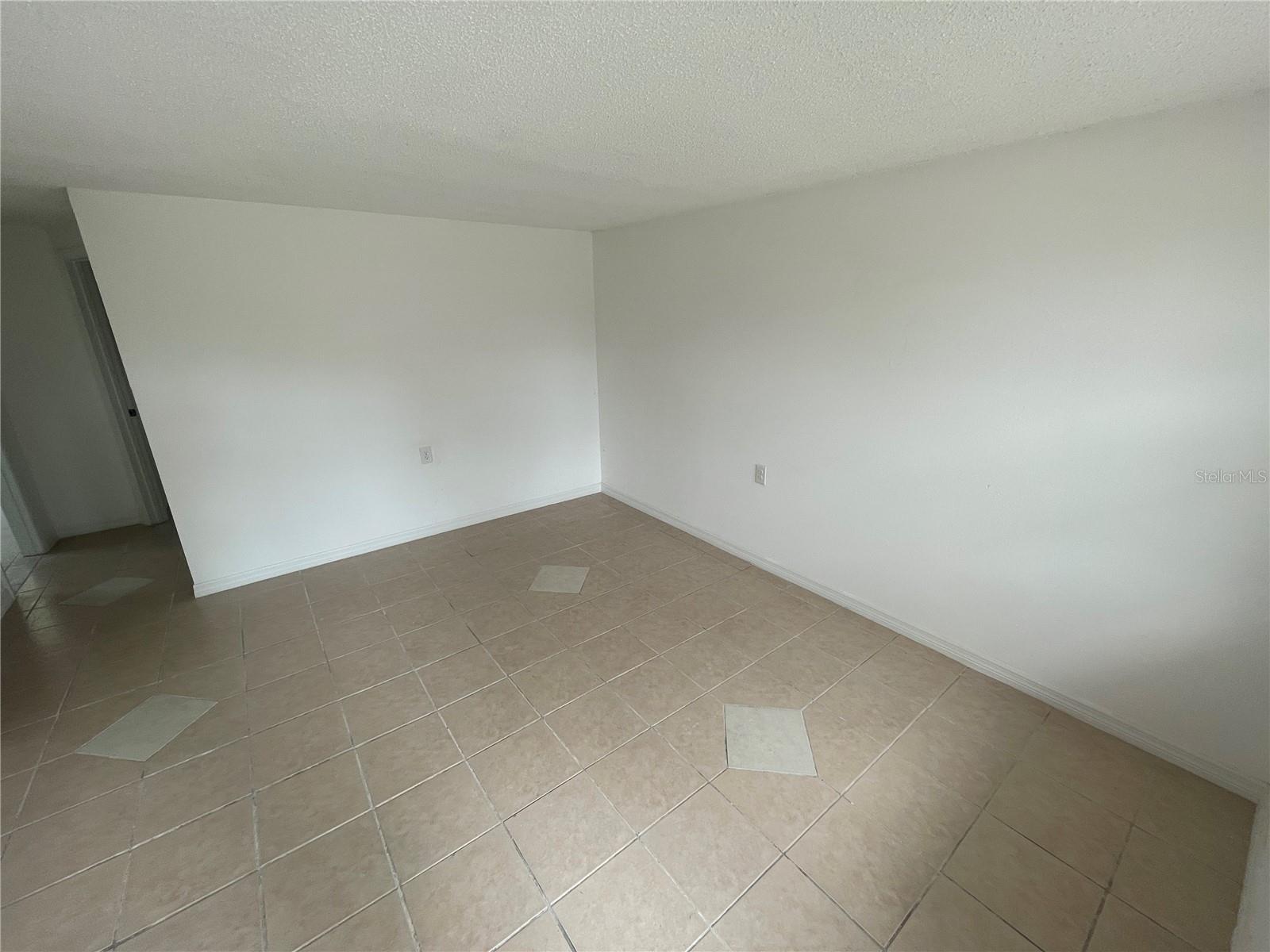 JASMIN COURT SUB - Residential Lease