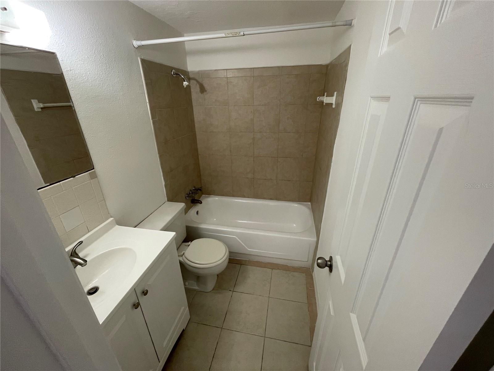 JASMIN COURT SUB - Residential Lease