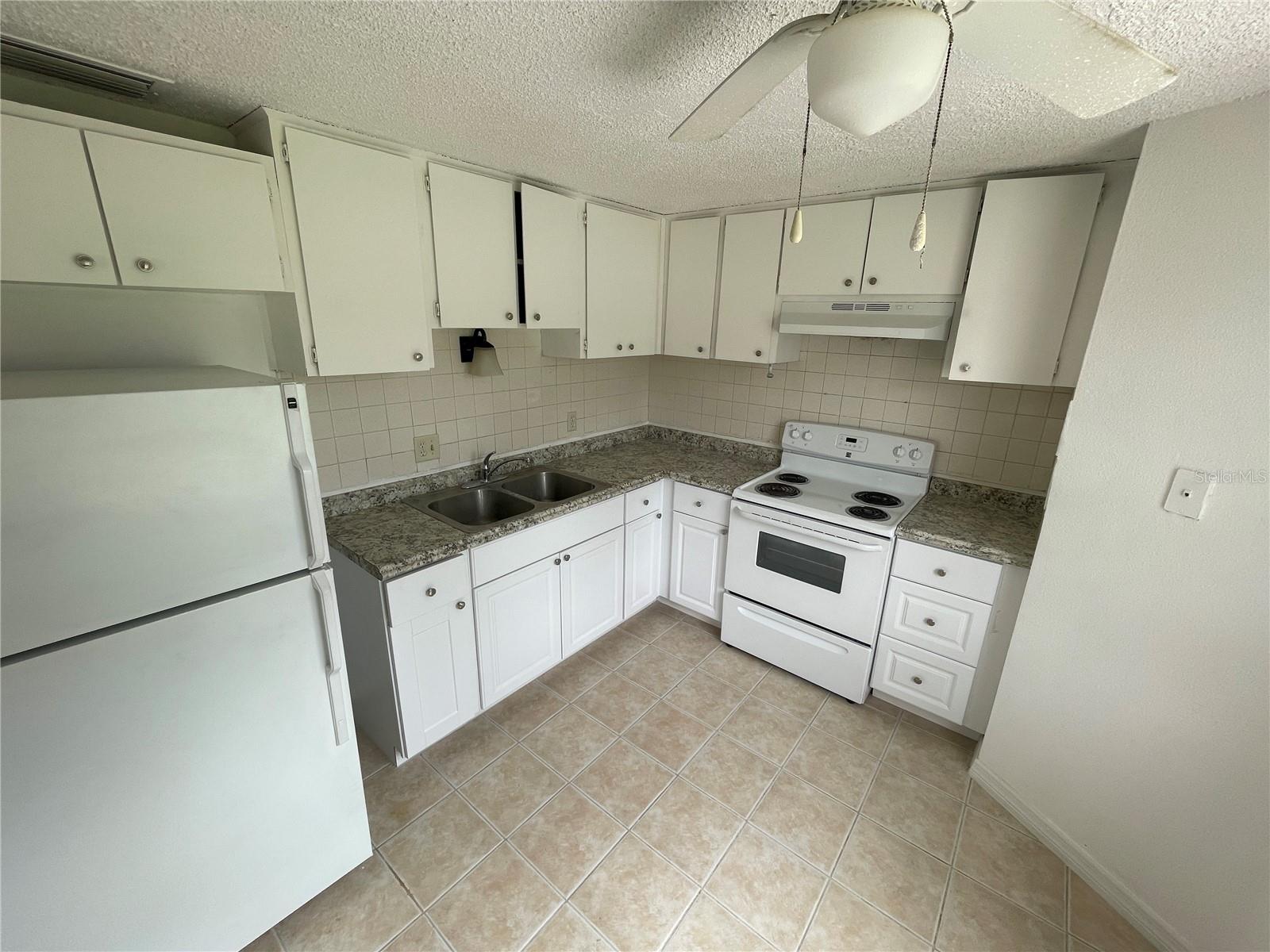 JASMIN COURT SUB - Residential Lease
