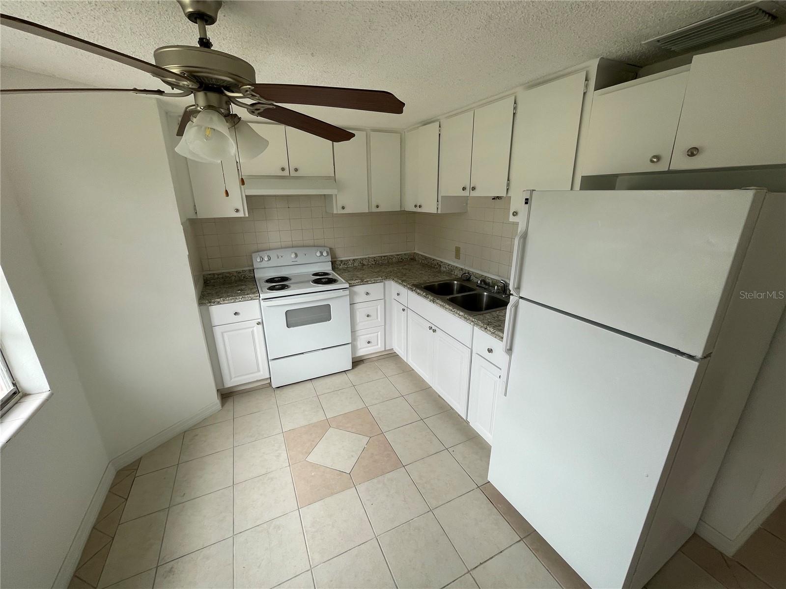 JASMIN COURT SUB - Residential Lease