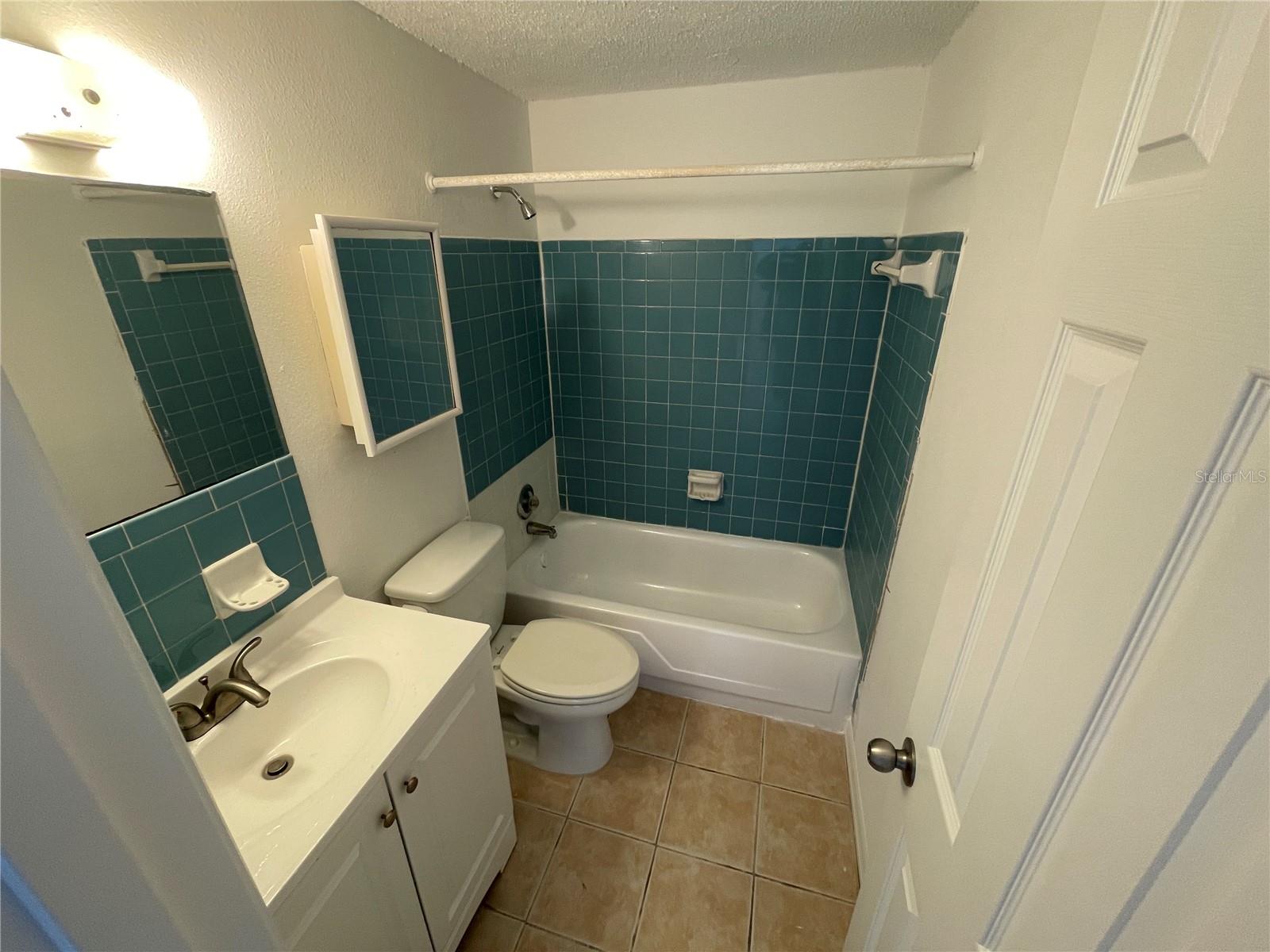 JASMIN COURT SUB - Residential Lease